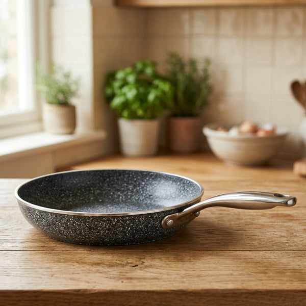 Nepřilnavá pánev Granit 28 cm